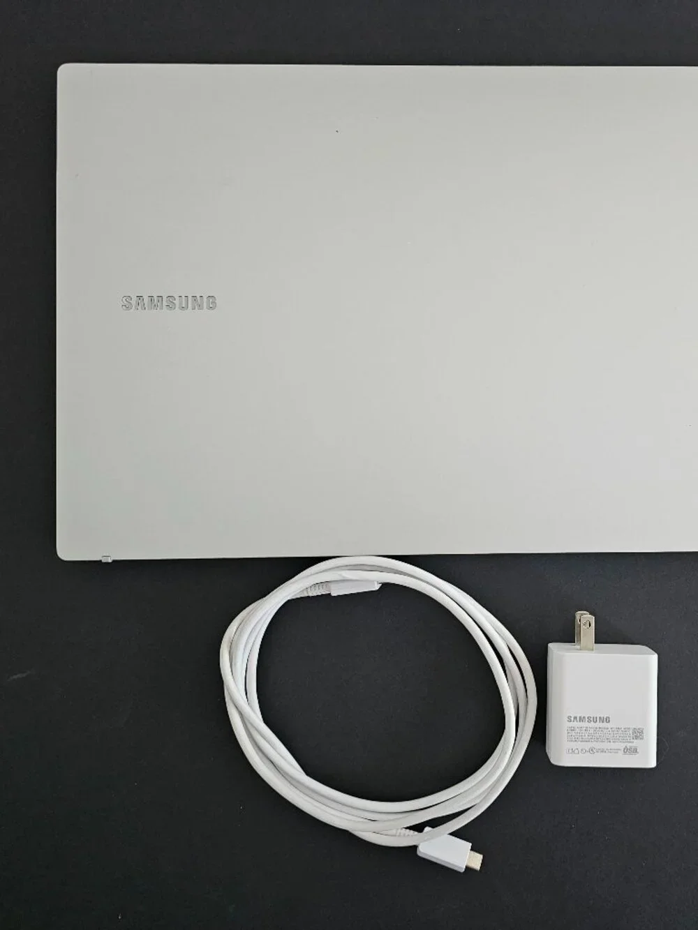 SAMSUNG Galaxy Book 15.6